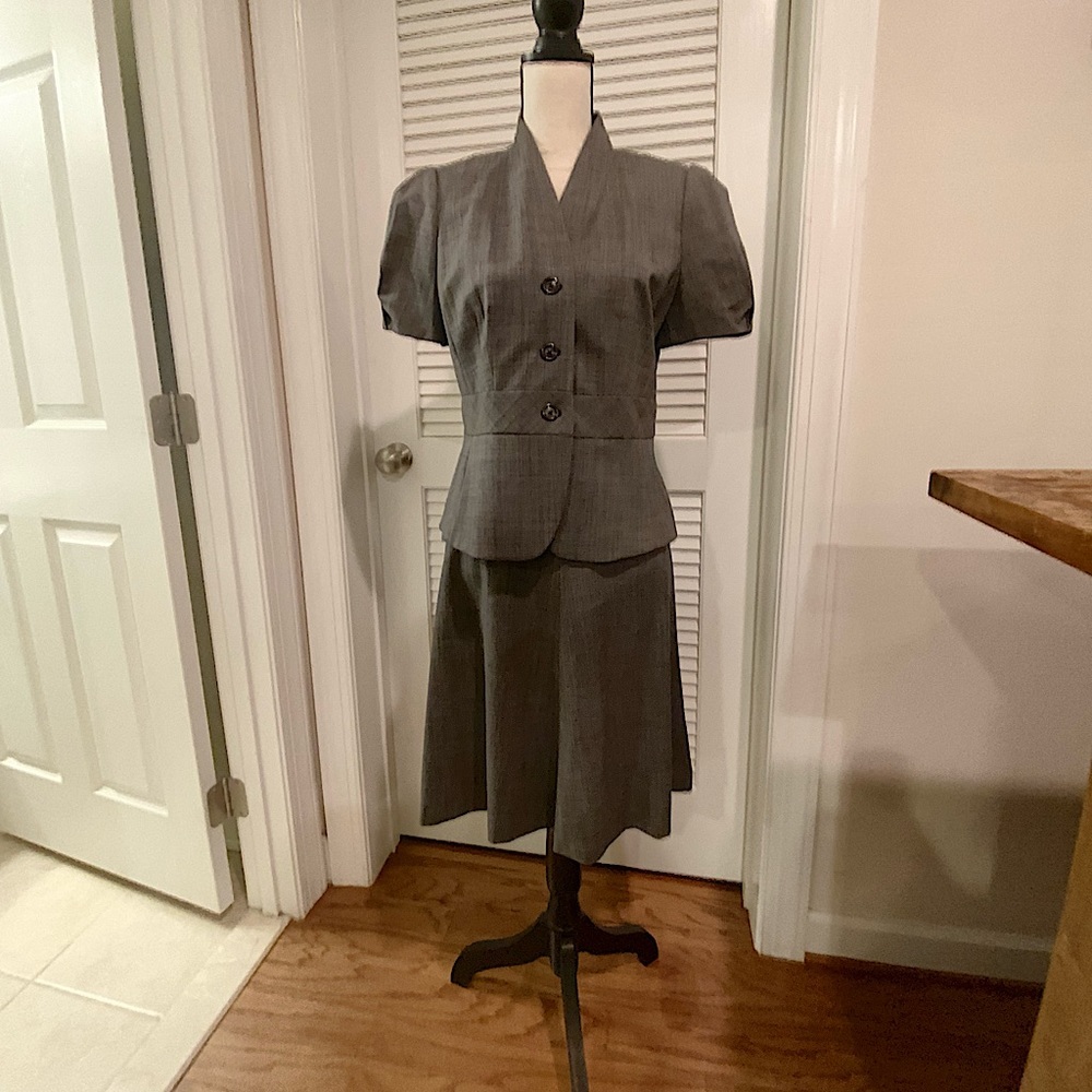 EUC 🔥Vintage Banana Republic Suite Sz 8